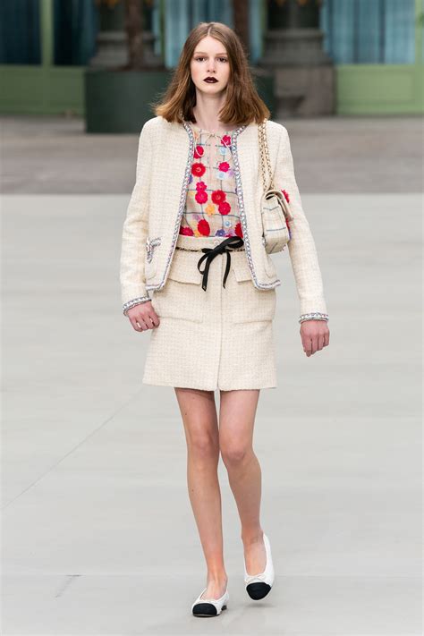 chanel cruise 2019 2020|Chanel resort 2017 dresses.